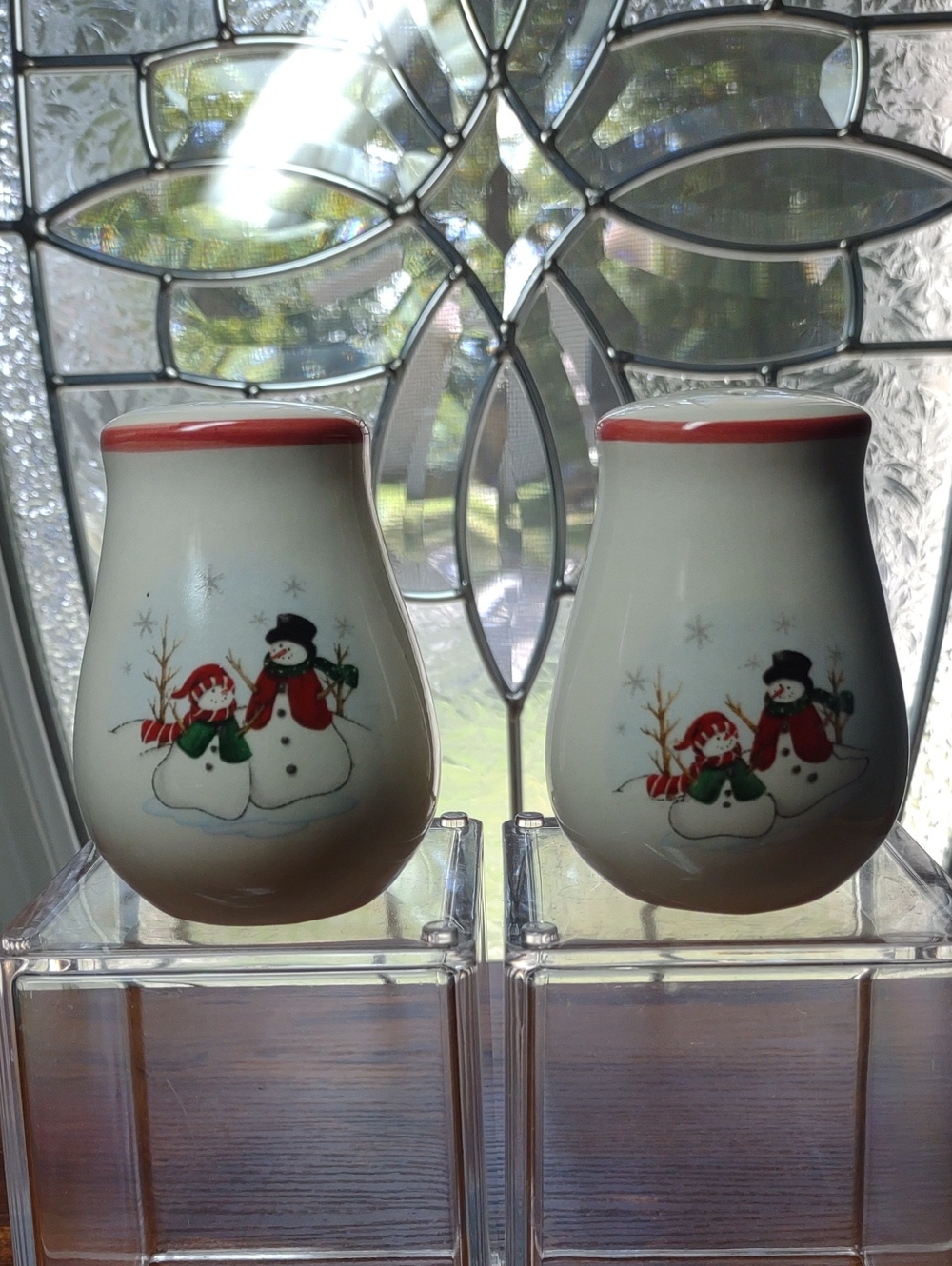 Royal Seasons Stoneware Snowmen Snowman Salt and Pepper Shakers Christmas Winter